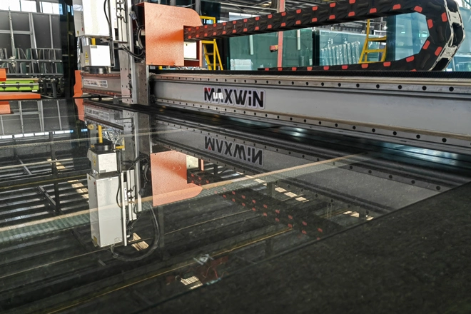 التعليم بالليزر