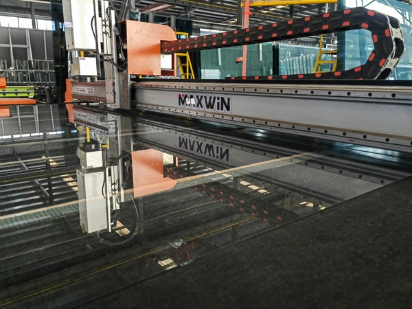 التعليم بالليزر