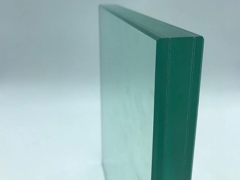 اختلاف ومزايا PVB و SGP في الزجاج المضاد للرصاص